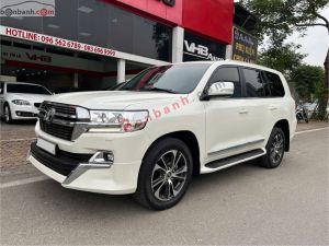 Xe Toyota Land Cruiser 4.6 V8 2020