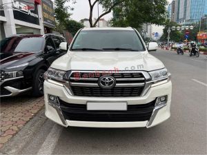 Xe Toyota Land Cruiser 4.6 V8 2020