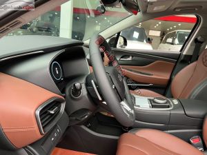 Xe Hyundai SantaFe Cao cấp 2.5L HTRAC 2024