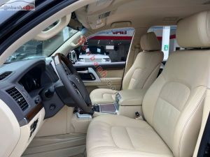 Xe Toyota Land Cruiser VX 4.6 V8 2016