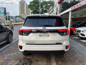 Xe Ford Everest Titanium 2.0L 4x2 AT 2022