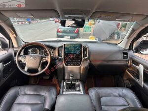 Xe Toyota Land Cruiser VX 4.6 V8 2016