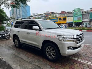 Xe Toyota Land Cruiser VX 4.6 V8 2016