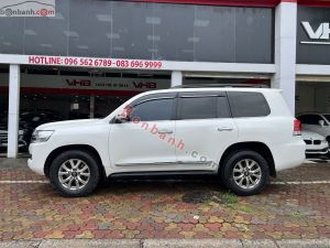 Xe Toyota Land Cruiser VX 4.6 V8 2016