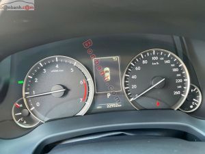 Xe Lexus RX 300 2022